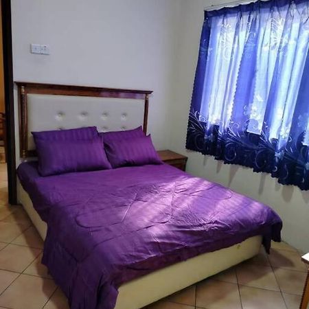 Homestay Elina - Cheap And Cosy Port Dickson Bagian luar foto
